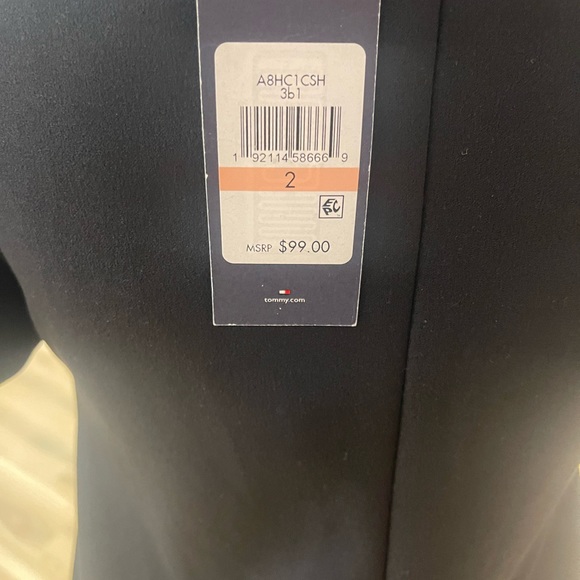 Tommy Hilfiger - Picture 3 of 5